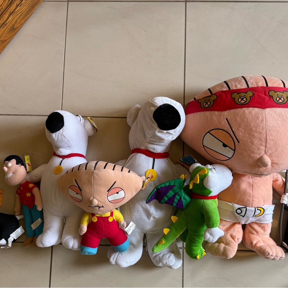 Family Guy Plush Toy Set - Multicolor